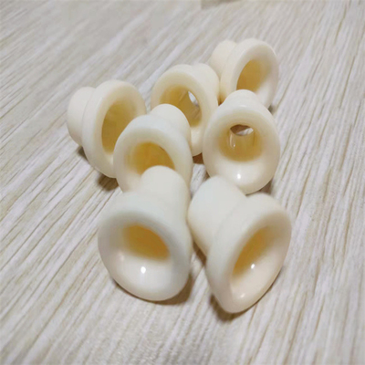 İtriyum Stabilize Seramik Alümina Nozullar 3.9g/Cm3 Korozyon Direnci