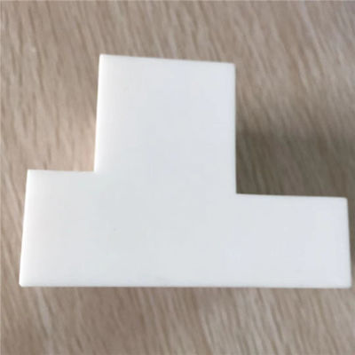 Seramik Aşınmaya Dayanıklı 1780 ℃ 1800 ℃ Alümina Seramik Ürünler Tabak