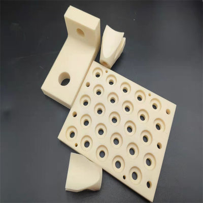 CNC İşleme Merkezi Yüksek Hassasiyetli Alüminyum Oksit Plaka Özelleştirilmiş